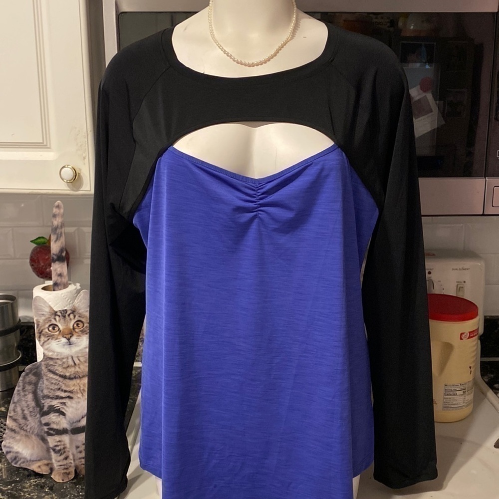 P womens Danskin stretch long sleeve athletic top 2x